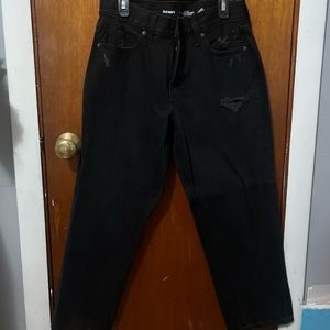 Old navy black wide leg high waisted jeans, good material never worn (no tag)
